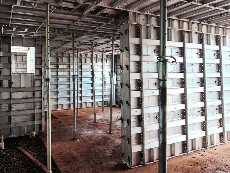 conheça vantagens do uso de fôrmas para parede de concreto